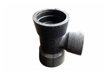 Encaixes de tubulação dútiles do ferro do T fluido preto do sentido da mudança