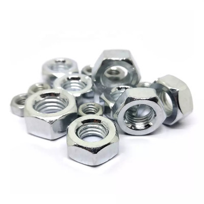 As porcas de hexágono de aço inoxidável de M4 M5 M6 M8 M10 M12 galvanizaram